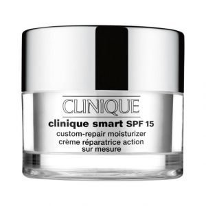 Clinique Smart Spf 15 Repair Moisturizer V/D Päivävoide Kuivalle Ja Erittäin Kuivalle Iholle