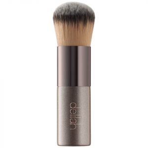 Delilah Foundation Kabuki Brush