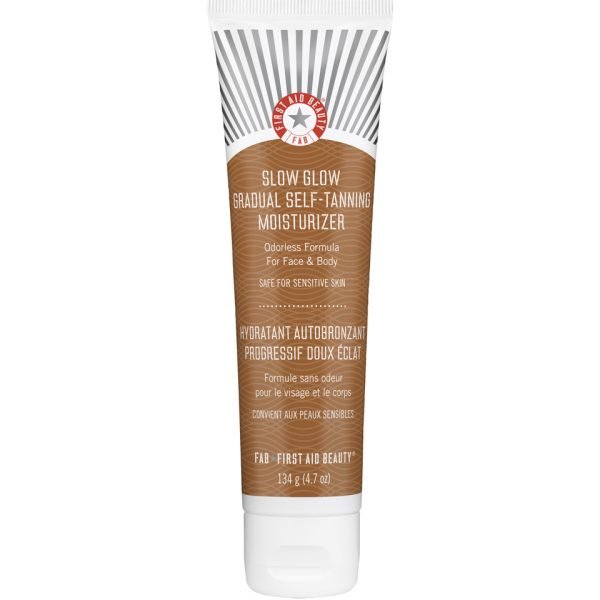 First Aid Beauty Slow Glow Self Tanning Moisturiser 134 G