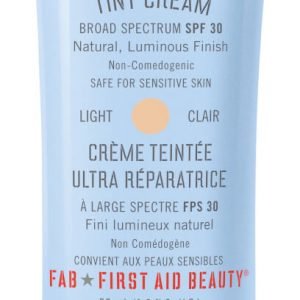 First Aid Beauty Ultra Repair Tint Cream 30 Ml Various Shades Light