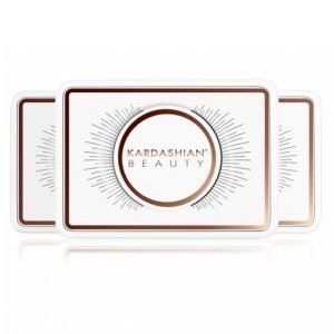 Kardashian Beauty Blink Lash Tekoripset