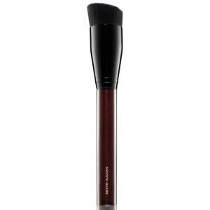 Kevyn Aucoin The Angled Foundation Brush