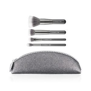 Mac Keepsakes/M•A•C Mineralize Brush Kit Meikkisivellinsetti