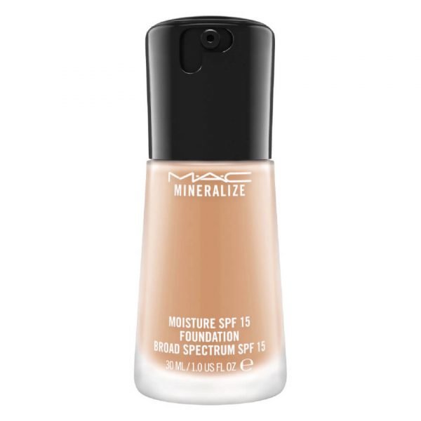 Mac Mineralize Moisture Spf 15 Foundation Various Shades Nw22