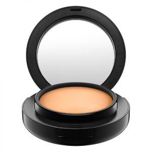 Mac Studio Tech Foundation Various Shades Nc42