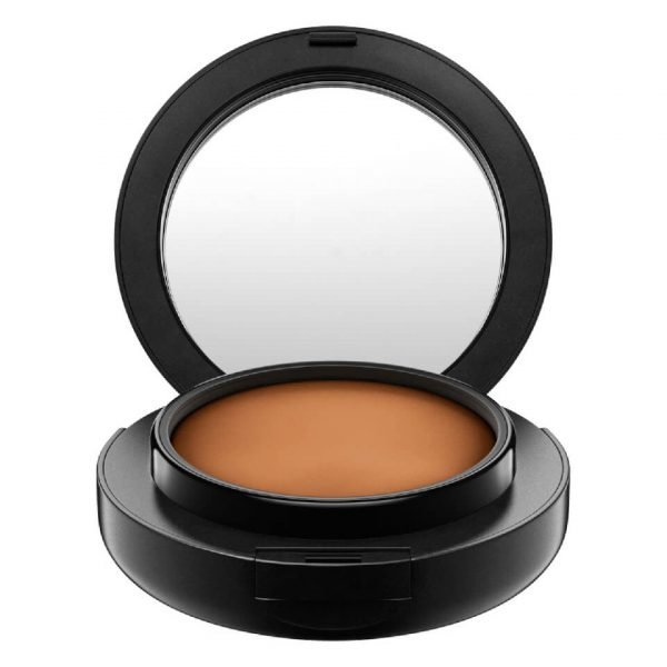 Mac Studio Tech Foundation Various Shades Nc50