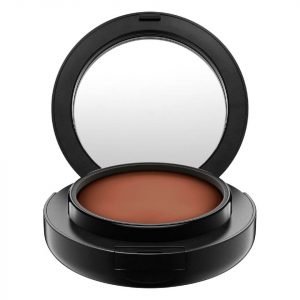 Mac Studio Tech Foundation Various Shades Nw50