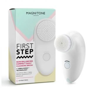 Magnitone London First Step Skin-Balancing Compact Cleansing Brush White