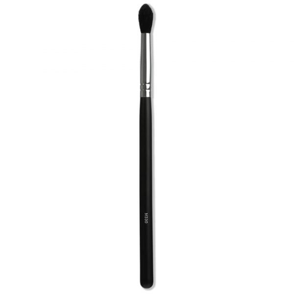 Morphe M330 Blending Crease Brush