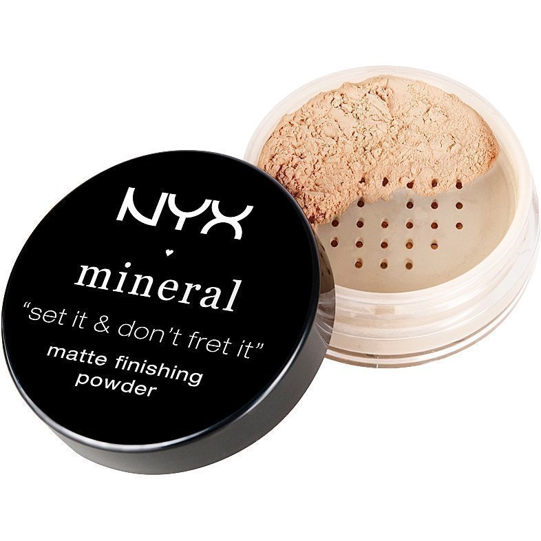 NYX Mineral Matte Finishing Powder MFP01 Light/Medium 8g