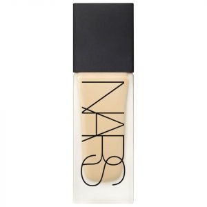 Nars Cosmetics All Day Luminous Weightless Foundation Stromboli