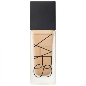 Nars Cosmetics All Day Luminous Weightless Foundation Syracuse