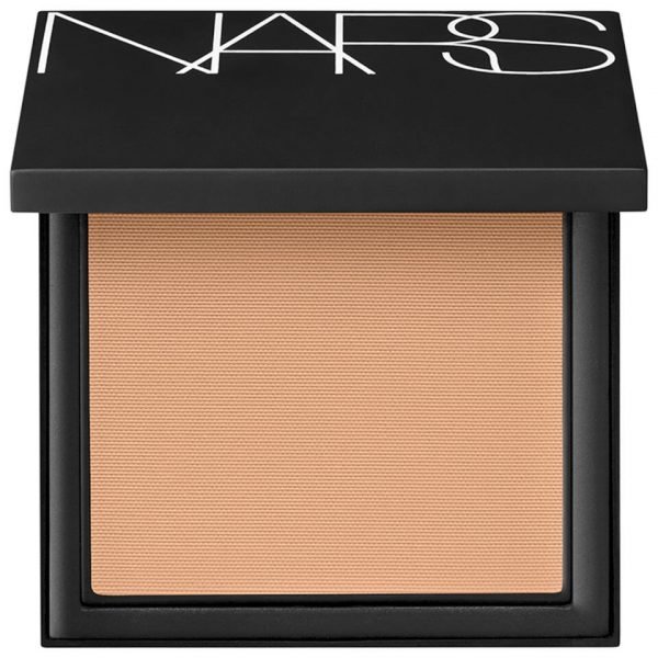 Nars Cosmetics Luminous Powder Foundation Barcelona