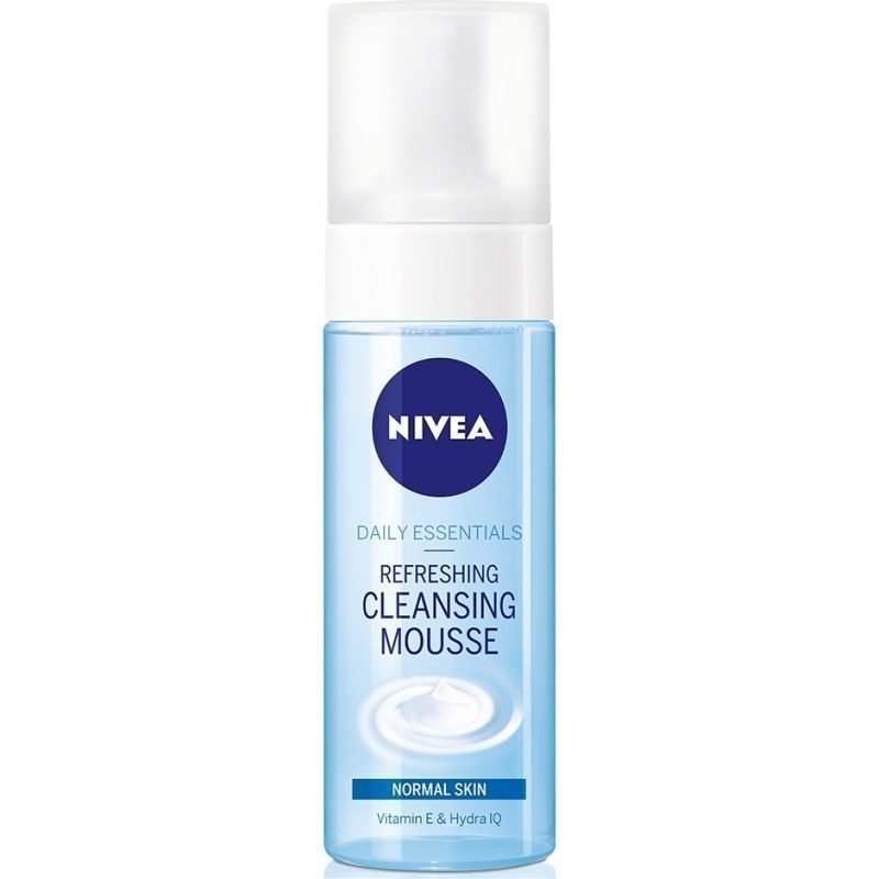 Nivea Daily Essentials Normal Skin Refreshing Cleansing Mousse 200ml