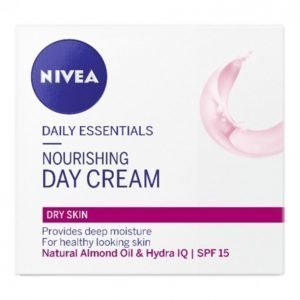 Nivea Päivävoide Kuivalle Iholle 50ml