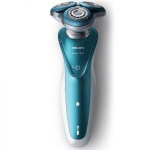Philips Men's S7370 / 12 Series 7000 Wet And Dry Electric Shaver With Precision Trimmer