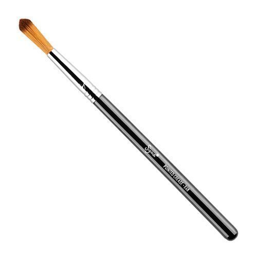 Sigma Pointed Crease Brush E48