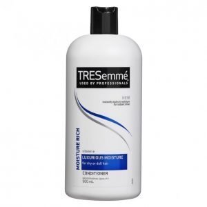 Tresemme Luxurious Moisture Hoitoaine 900 Ml