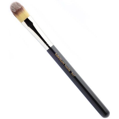 bdellium Tools Maestro 947 Small Foundation Brush