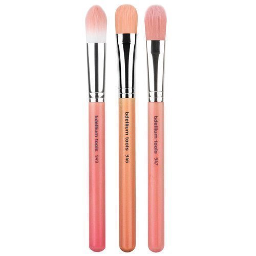 bdellium Tools Pink Bambu Foundation Brush Kit